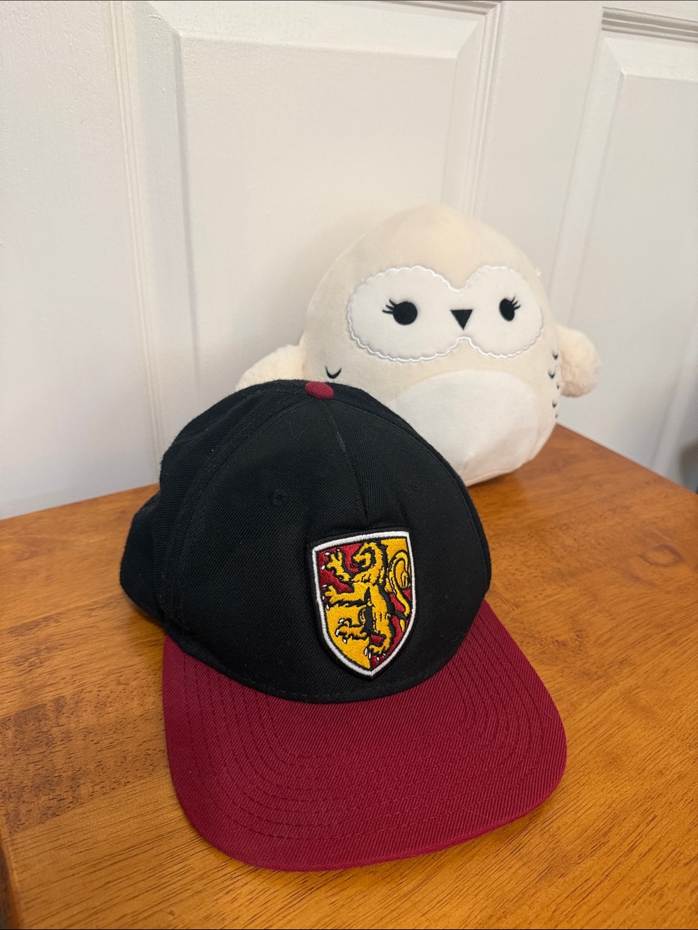 HP Kids Gryffindor Two-Tone Black Cap and Hedwig Squishmallow